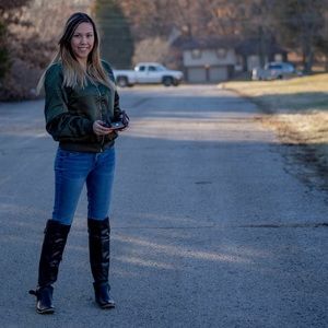 Meet your Posher, Alyssa